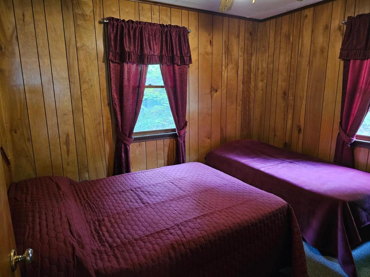 金鹰山林小屋 乔治湖 外观 照片