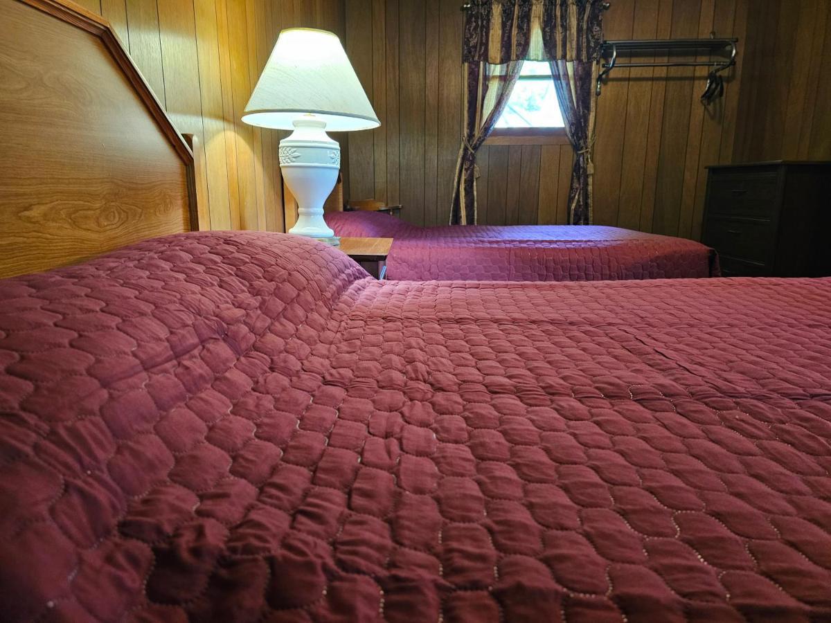 金鹰山林小屋 乔治湖 外观 照片