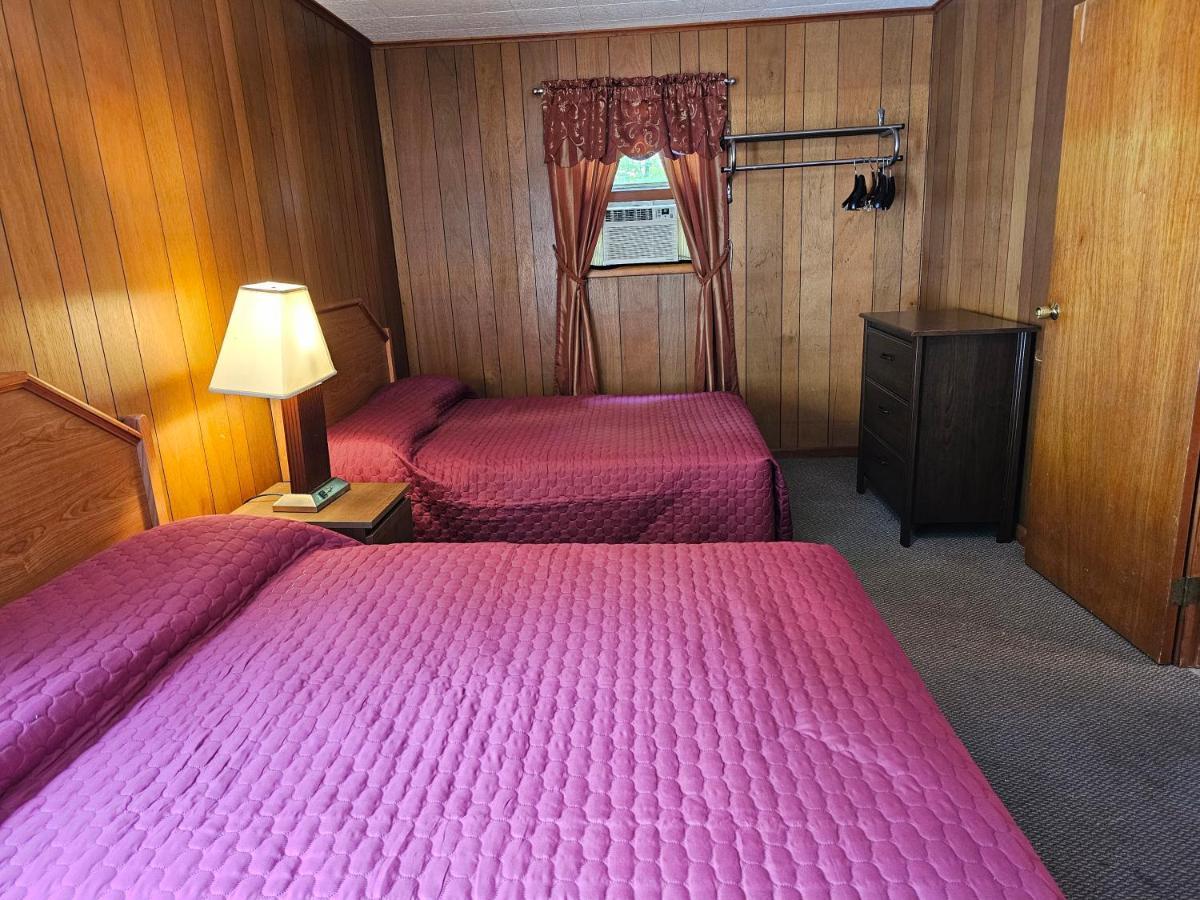 金鹰山林小屋 乔治湖 外观 照片