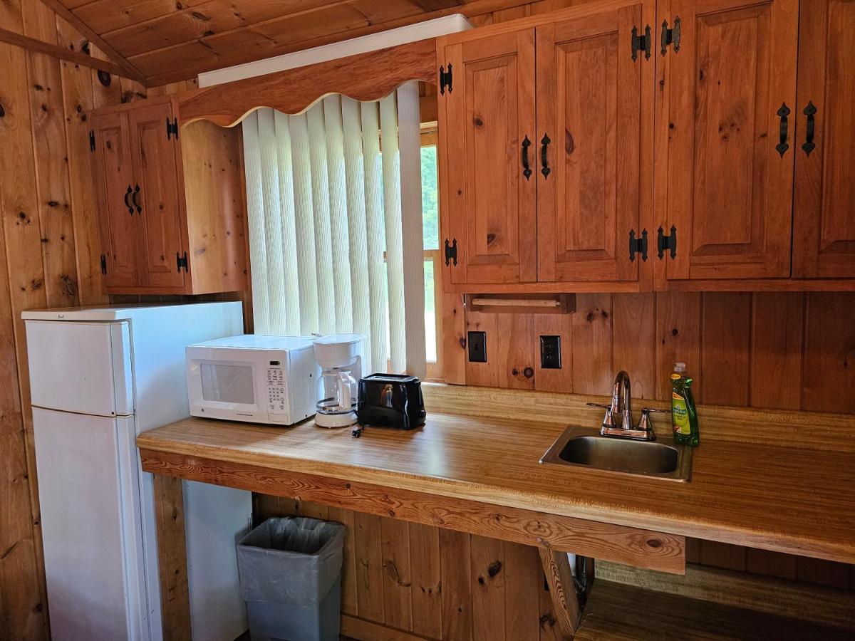 金鹰山林小屋 乔治湖 外观 照片