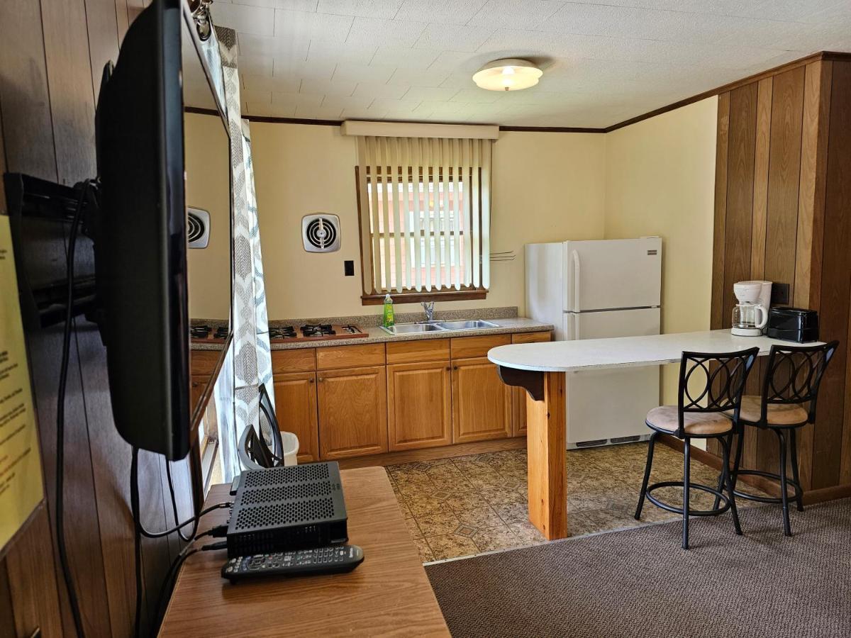 金鹰山林小屋 乔治湖 外观 照片